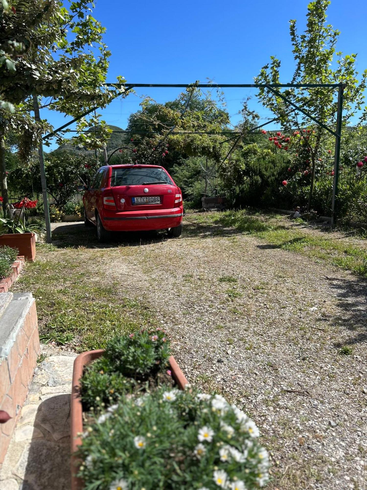 Villa Facen Gardeládesz Kültér fotó
